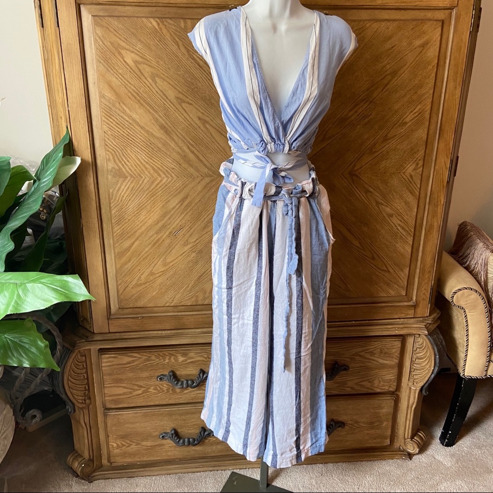 Zara blue stripe sleeveless V-neck crop top - Picture 4 of 7
